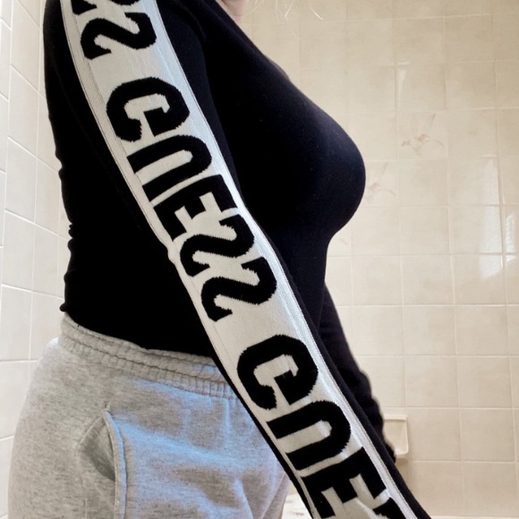 BLACK GUESS SHIRT W MONOGRAM ARM DETAIL - Picture 2 of 4